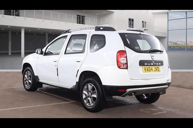 Used Dacia Duster Lauréate 110 HP (80 kW) 2015 Estate