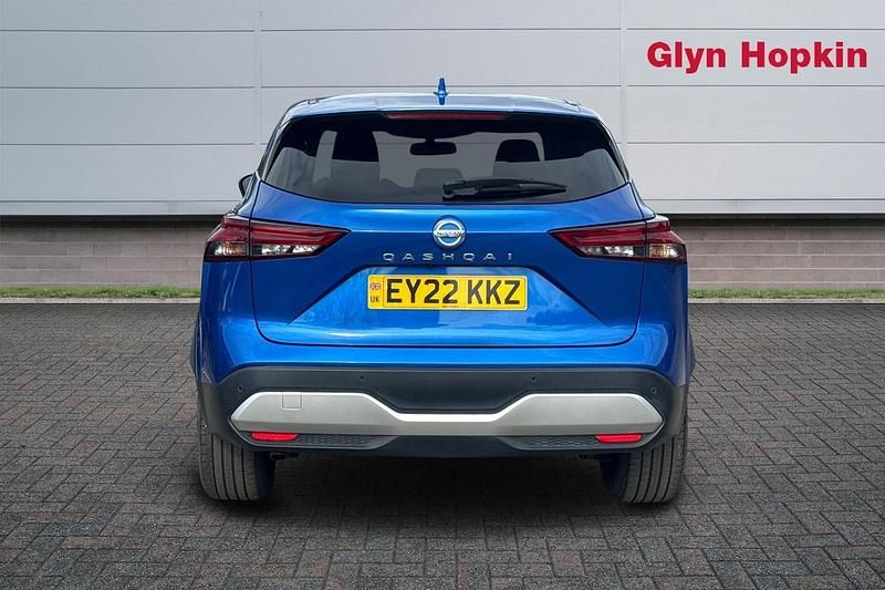 Used Nissan Qashqai N-Connecta 140 HP (102 kW) 2022 Blue SUV