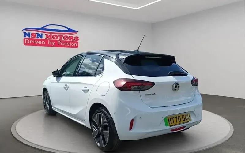 Used Vauxhall Corsa-e Elite 100 kW (136 HP) 2020 Hatchback