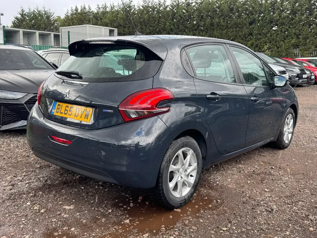 Used Peugeot 208 Active 2015 Grey Hatchback