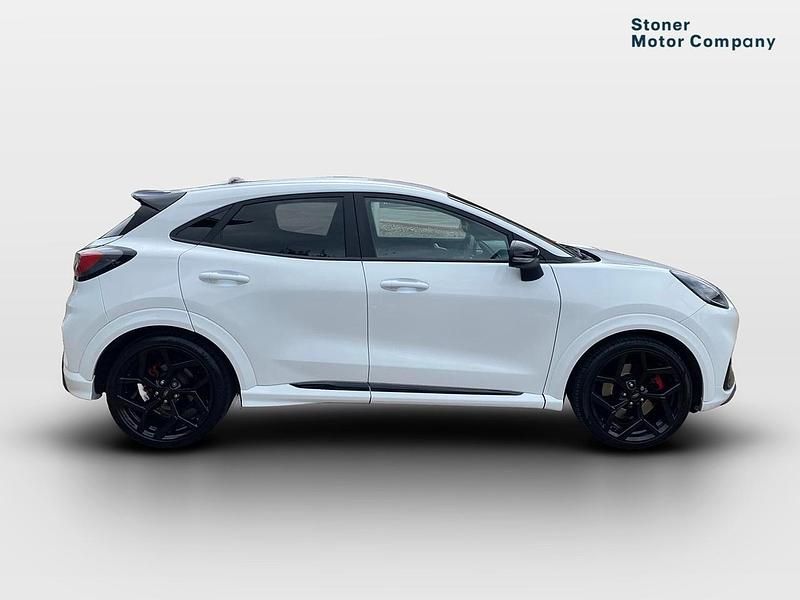 Begagnad Ford Puma ST 2024 Vit SUV