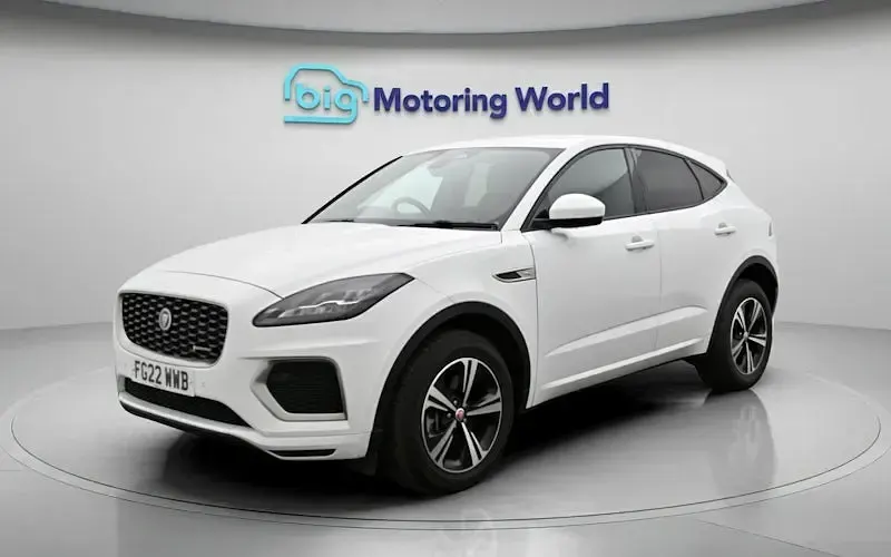 Used Jaguar E-Pace R-Dynamic 163 HP (119 kW) 2022 White SUV