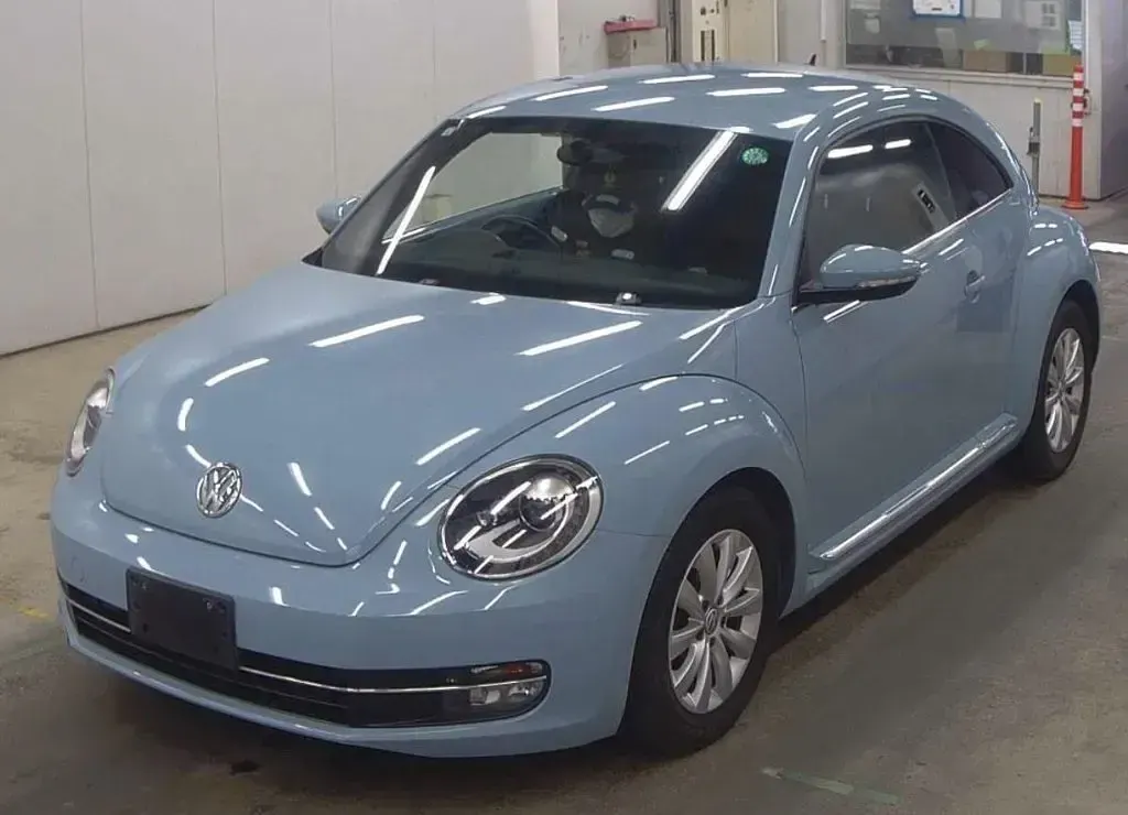 Used VW Beetle Design 105 HP (77 kW) 2015 Blue Hatchback