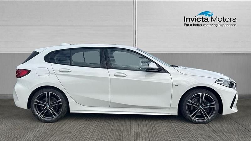 Used BMW 118 M Sport 136 HP (100 kW) 2023 White Hatchback
