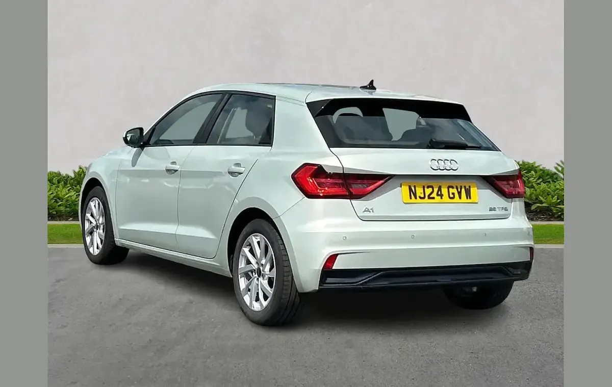 Used Audi A1 Sport 95 HP (69 kW) 2024 Silver SUV