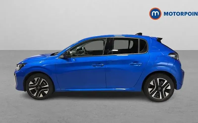 Second-hand Peugeot 208 Allure 101 CP (74 kW) 2025 Albastru Hatchback