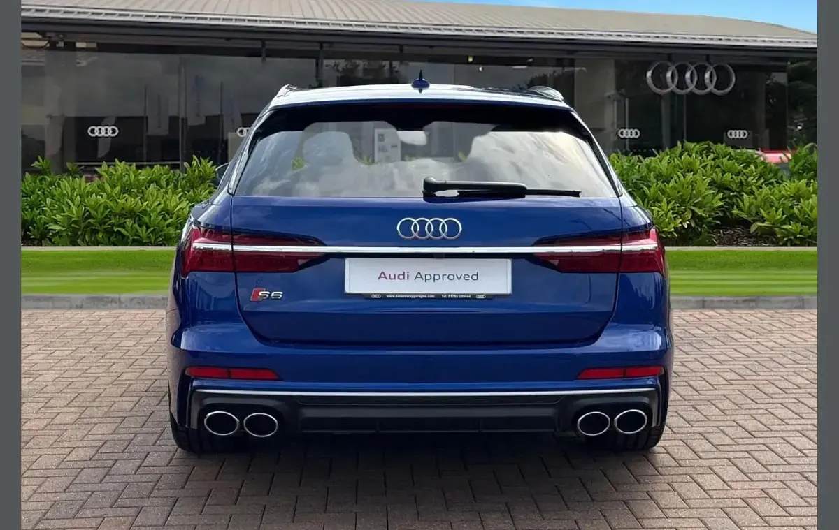 Used Audi A6 S-Line 339 HP (249 kW) 2023 Blue Estate