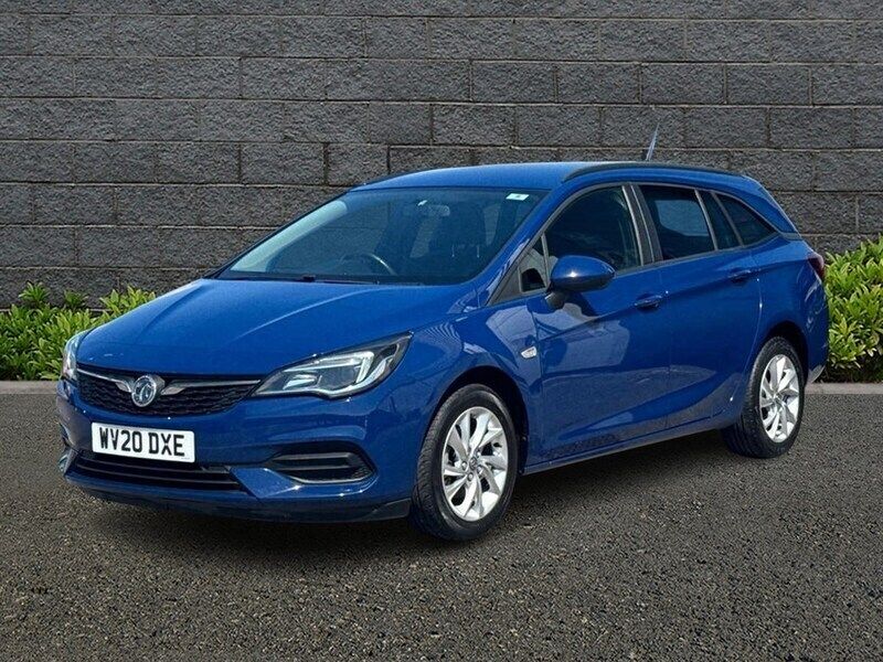 Used Vauxhall Astra Business Edition 122 HP (89 kW) 2020 Blue Estate