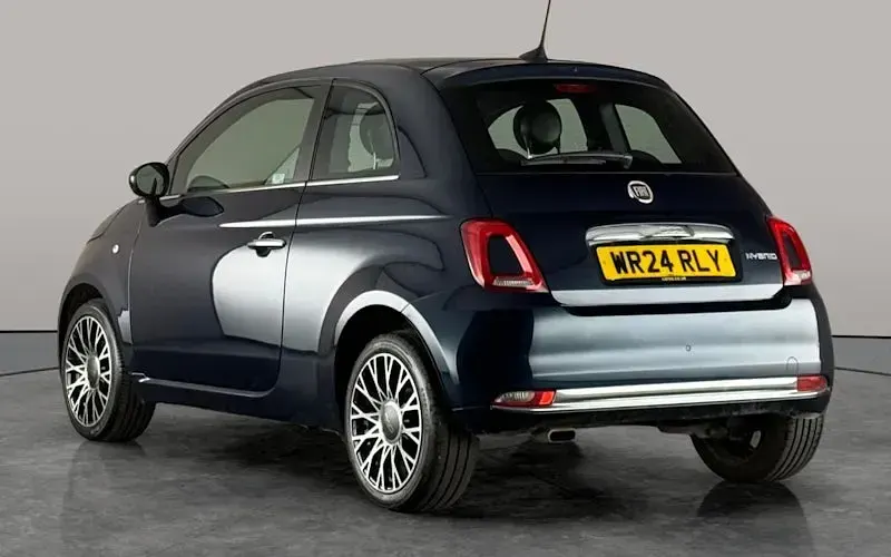 Used Fiat 500 69 HP (50 kW) 2024 Blue Hatchback