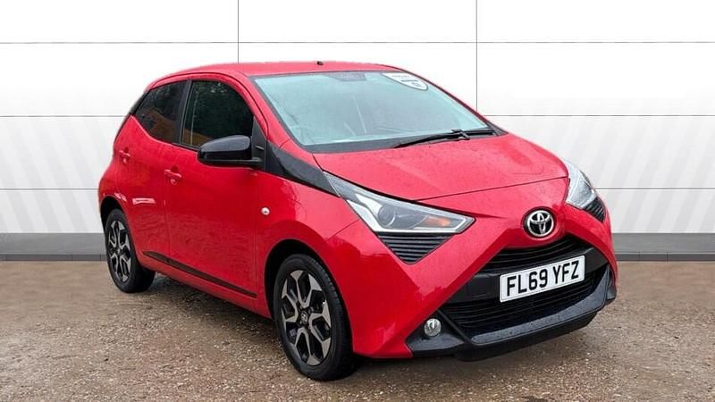 Red Used 2019 Toyota Aygo Trend Hatchback | £9,403 (Fair price) - Image 1/3