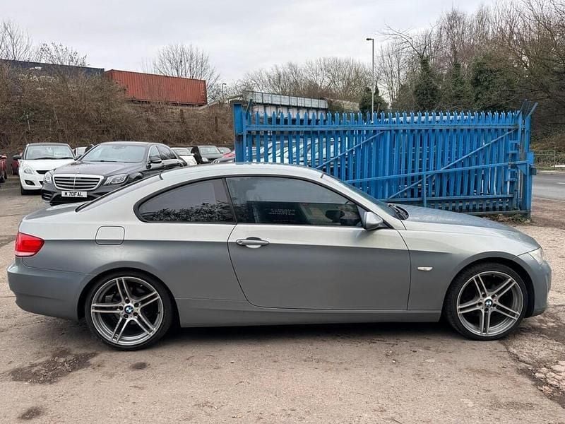 Used BMW 320 2007 Green Coupe