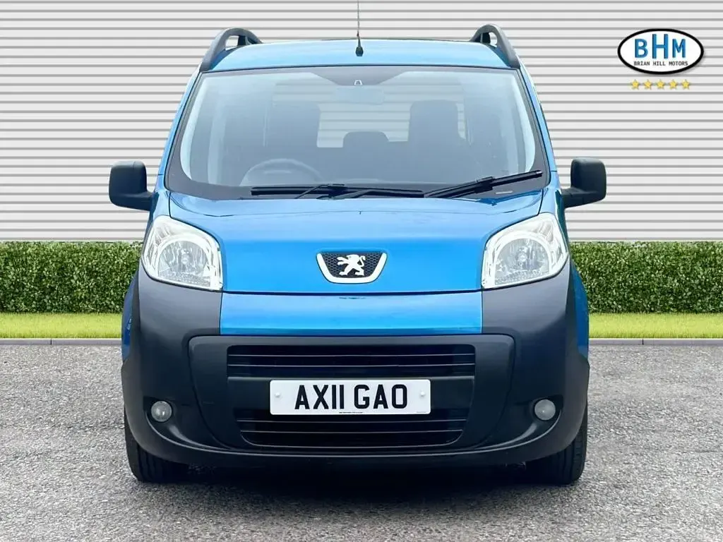 Used Peugeot Bipper Outdoor 75 HP (55 kW) 2011 Neysha blue MPV