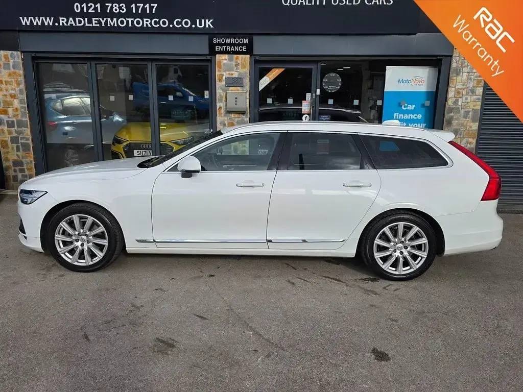 Used Volvo V90 Inscription 190 HP (139 kW) 2017 White Estate