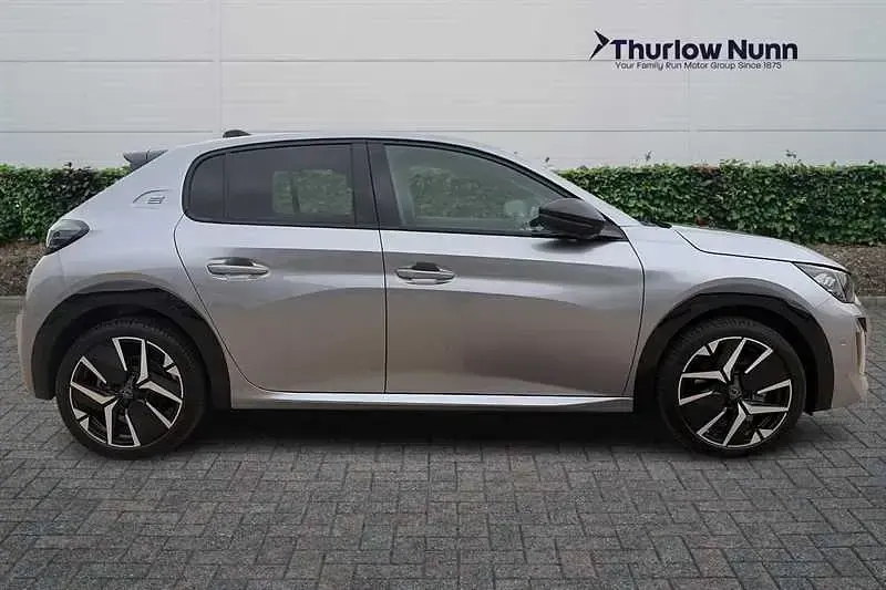 New Peugeot e-208 Premium 114 kW (156 HP) 2026 Grey Hatchback