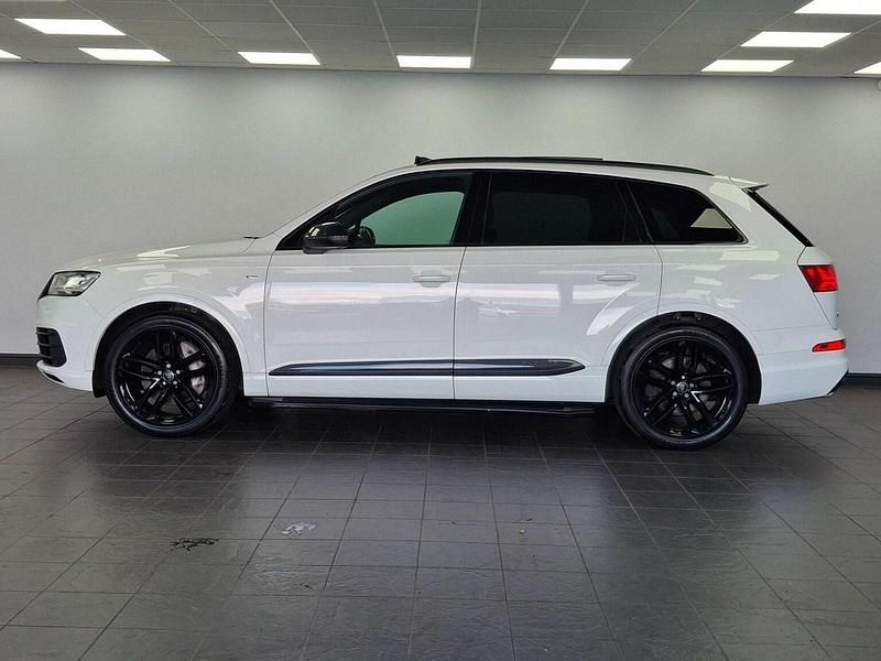 Used Audi Q7 Black Edition 286 HP (210 kW) 2018 White SUV
