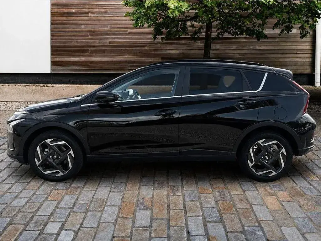 New Hyundai Bayon 90 HP (66 kW) 2026 Black SUV