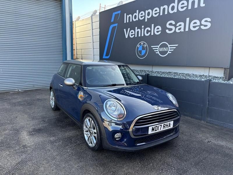 Used Mini Cooper Hatch 136 HP (100 kW) 2017 Blue Hatchback