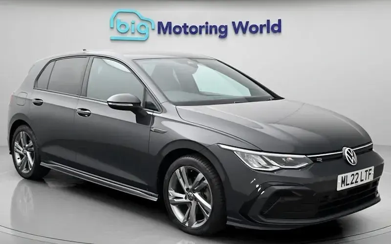Used VW Golf VIII R-line 150 HP (110 kW) 2022 Hatchback