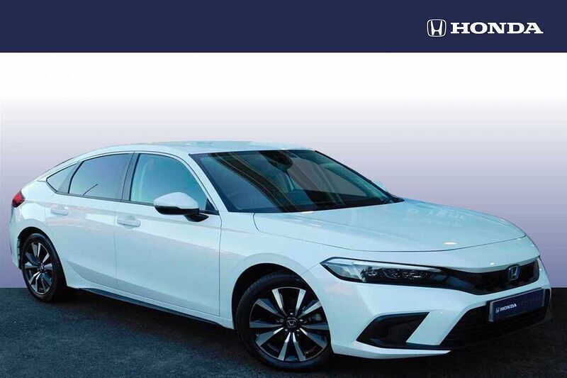Platinum white Used 2022 Honda Civic Elegance | £24,475 (Good price) - Image 1/4