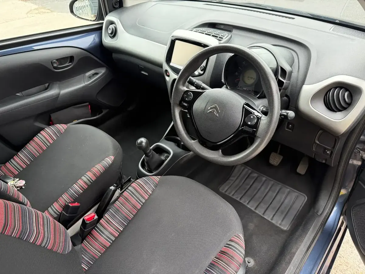 Used Citroën C1 Feel 68 HP (50 kW) 2015 Blue Hatchback