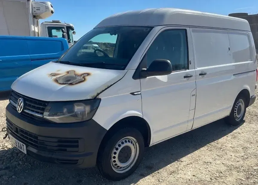 Second-hand VW Transporter Startline 150 CP (110 kW) 2019 Alb Van