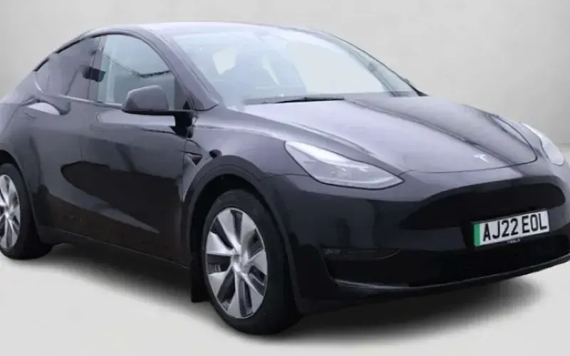 Used Tesla Model Y Long Range AWD 286 kW (389 HP) 2025 SUV