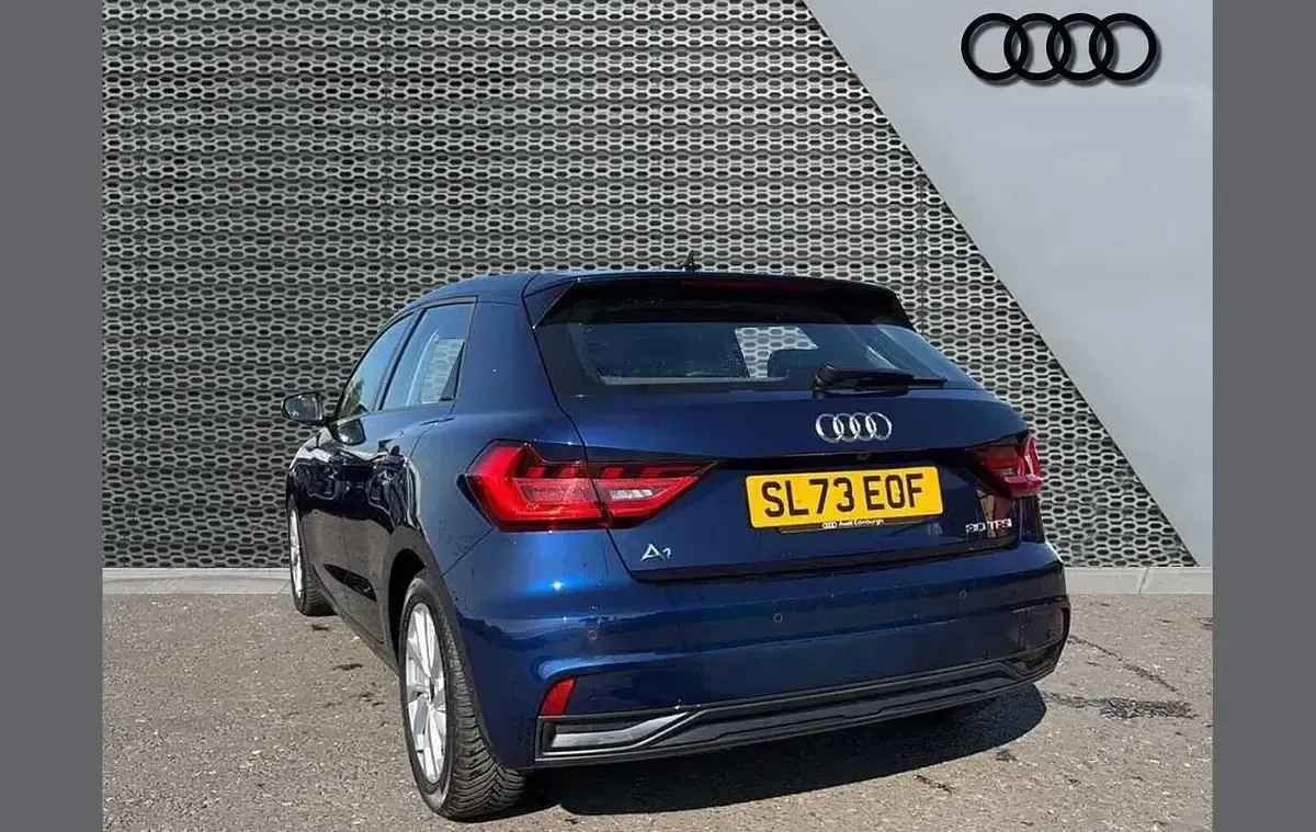 Used Audi A1 Sport 108 HP (79 kW) 2023 Blue SUV