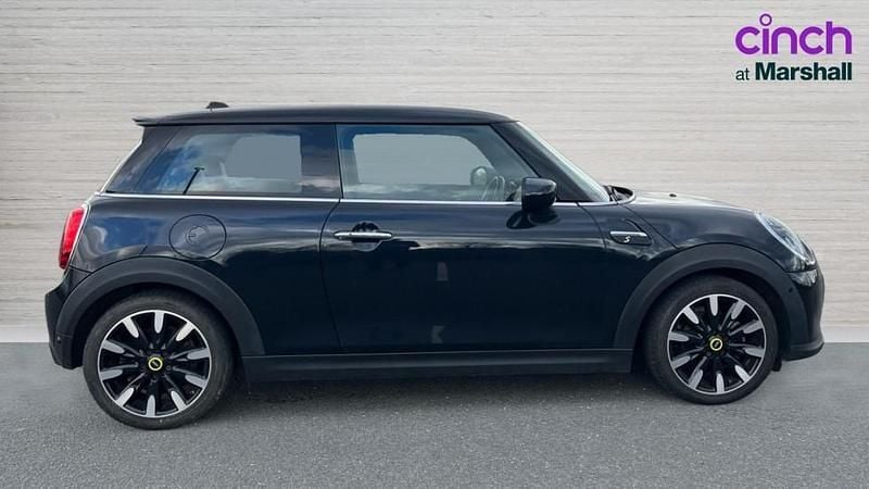 Used Mini Cooper S Level 3 135 kW (184 HP) 2021 Blue/black Hatchback