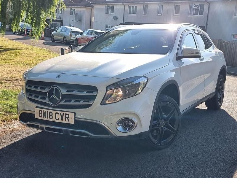Used Mercedes GLA200 Executive 2018 White SUV