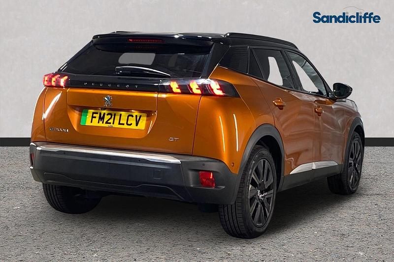 Used Peugeot 2008 Premium 100 kW (136 HP) 2021 Orange SUV