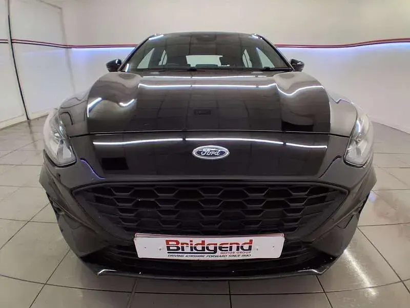 Used Ford Focus ST-Line 125 HP (91 kW) 2020 Black Hatchback