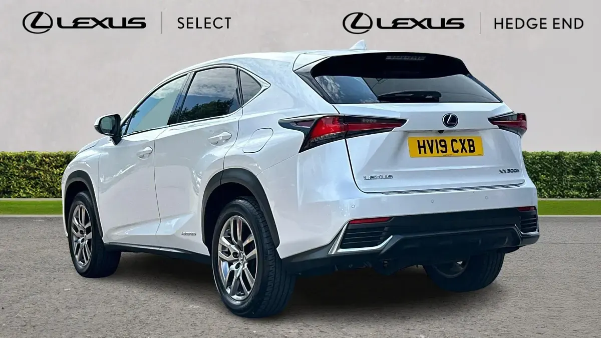 Used Lexus NX300h 197 HP (144 kW) 2019 Sonic white SUV