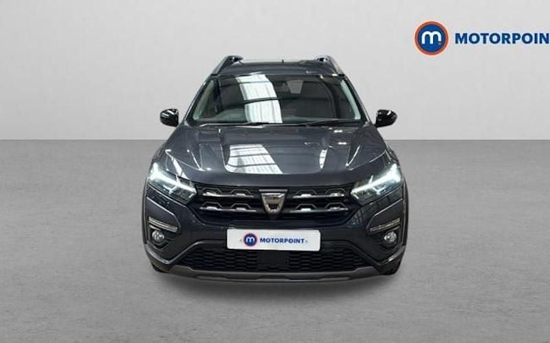 Used Dacia Jogger Extreme 110 HP (80 kW) 2023 Grey MPV
