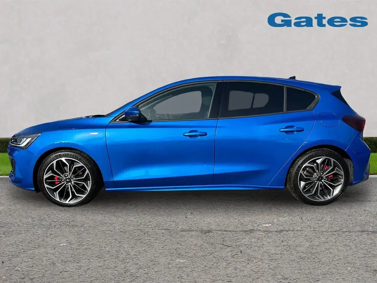 Used Ford Focus ST-Line X 2026 Blue Hatchback