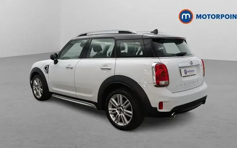 Used Mini Cooper S Exclusive 192 HP (141 kW) 2019 White Hatchback