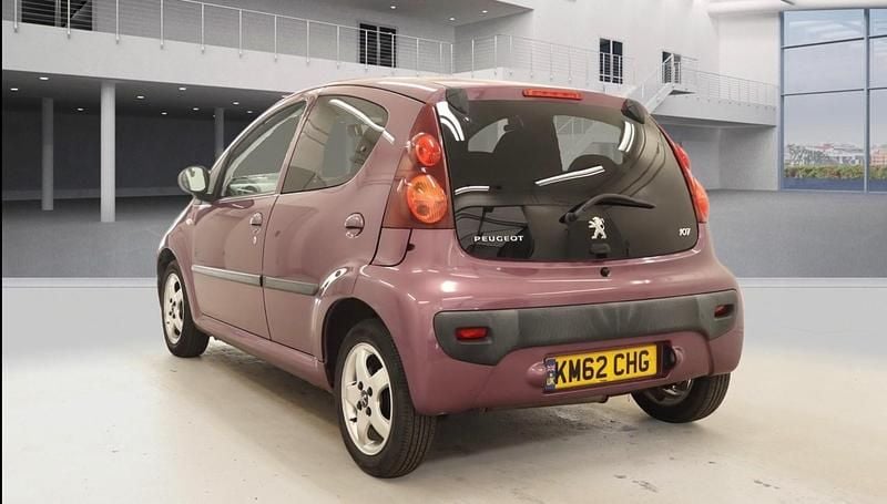 Used Peugeot 107 Allure 68 HP (50 kW) 2012 Purple Hatchback