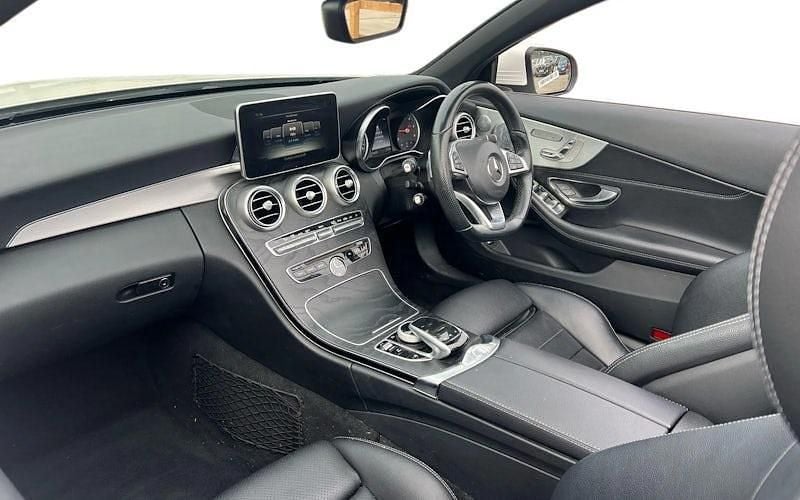 Used Mercedes C250 Active 204 HP (150 kW) 2018 White Cabriolet