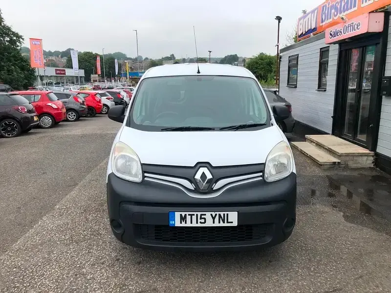 Used Renault Kangoo 75 HP (55 kW) 2014 White MPV