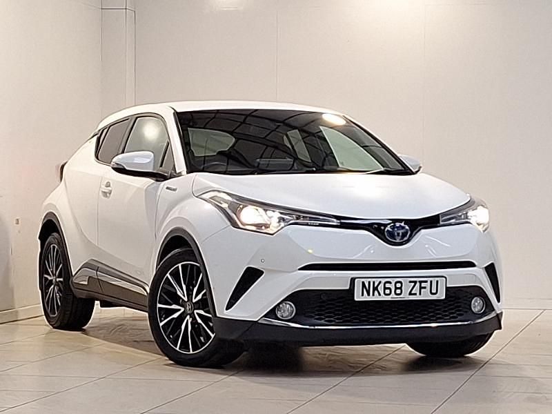 Used Toyota C-HR 122 HP (89 kW) 2018 White SUV