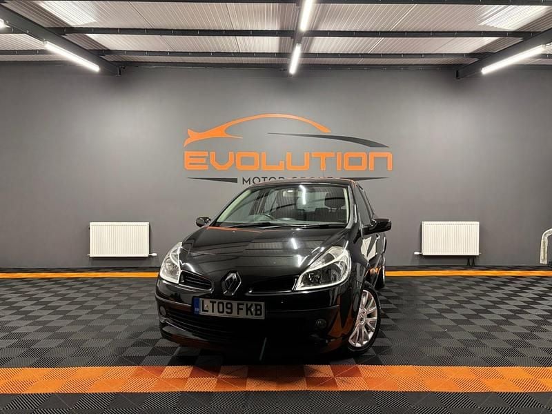 Used Renault Clio II Dynamique 2009 Black Hatchback