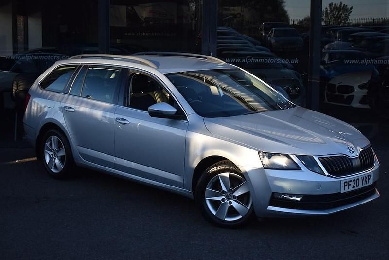 Silver Used 2020 Skoda Octavia SE Estate | £13,990 (Fair price) - Image 1/4