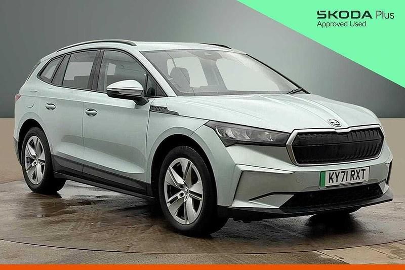 Used Skoda Enyaq iV 97 kW (132 HP) 2022 Arctic silver metallic SUV