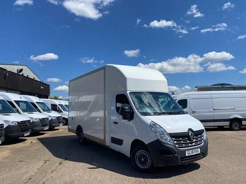 White Used 2018 Renault Master Business Van | £7,700 (Fair price) - Image 1/1