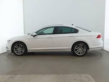 Used VW Passat GT 2019 White Sedan