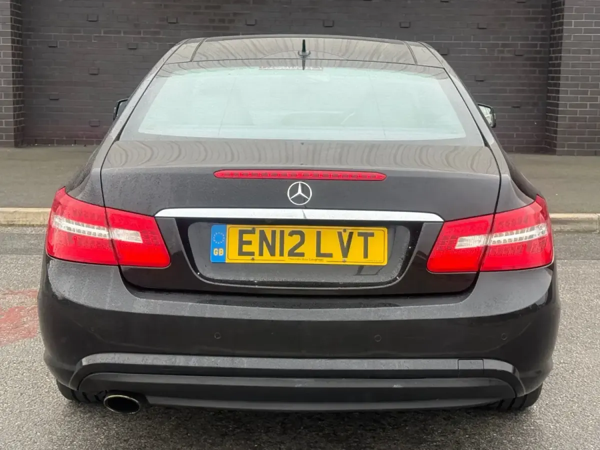 Usado Mercedes E250 2012 Preto Coupé
