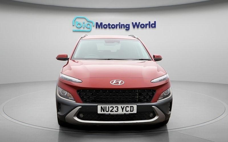 Used Hyundai Kona Premium 120 HP (88 kW) 2022 Red SUV