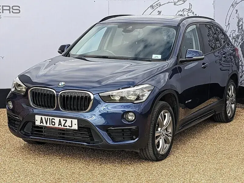 Used BMW X1 Sport Line 150 HP (110 kW) 2016 Blue SUV