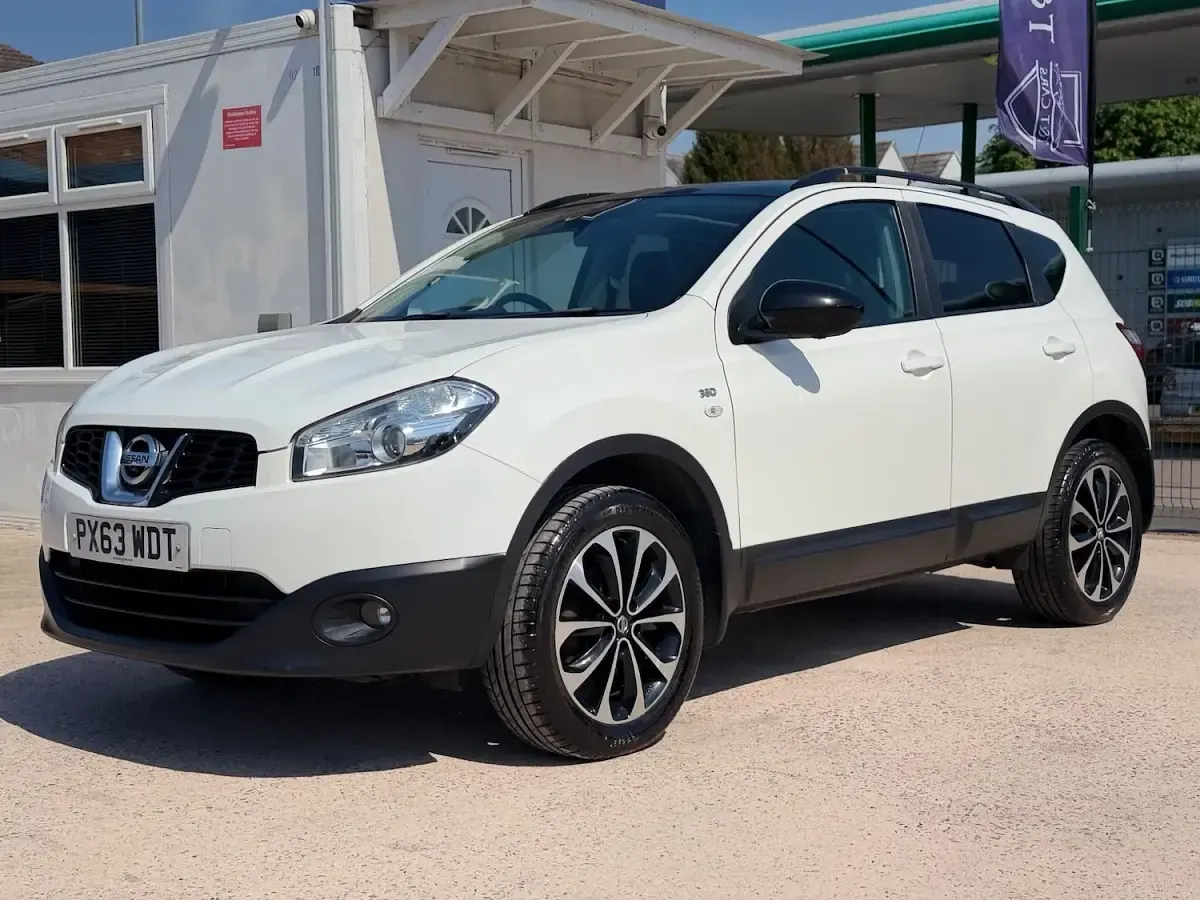 Gebraucht Nissan Qashqai 360º 117 PS (86 kW) 2014 Weiß SUV