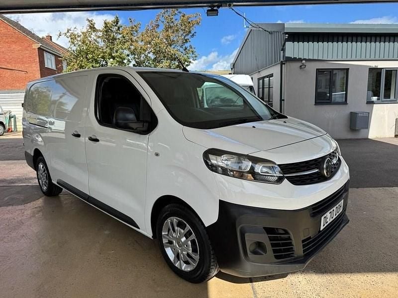 White Used 2020 Vauxhall Vivaro Van | £8,495 (Good price) - Image 1/4