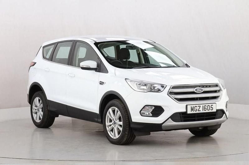 Used Ford Kuga Zetec 120 HP (88 kW) 2019 White SUV